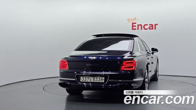 Bentley Flying Spur 2021 — photo 4