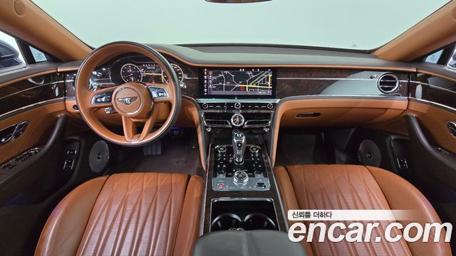 Bentley Flying Spur 2021 — photo 10