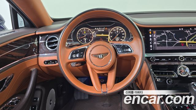 Bentley Flying Spur 2021 — photo 19