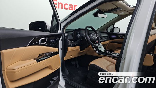 Kia Canival 2023 — photo 13
