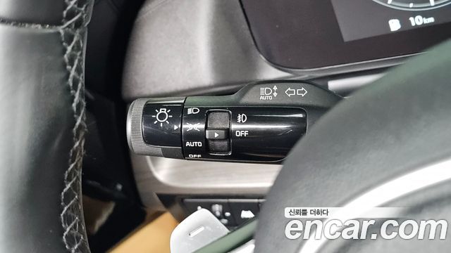 Kia Canival 2023 — photo 21
