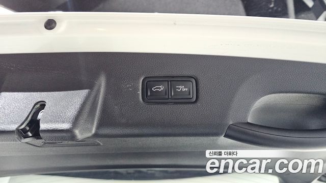 Kia Canival 2023 — photo 34