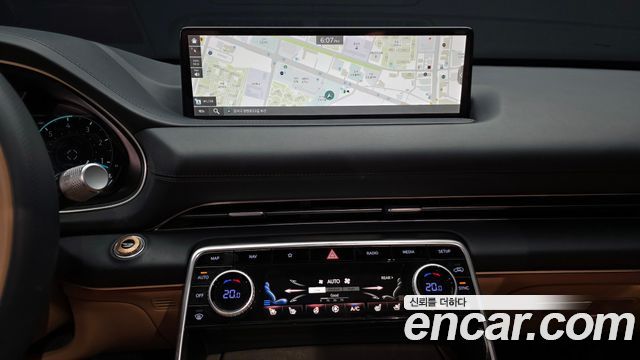Genesis GV80 2022 — photo 20