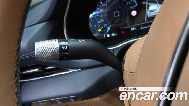 Genesis GV80 2022 — photo 28