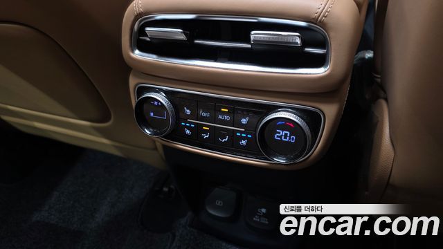 Genesis GV80 2022 — photo 34