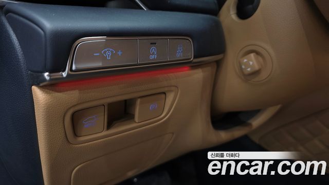 Genesis GV80 2022 — photo 35