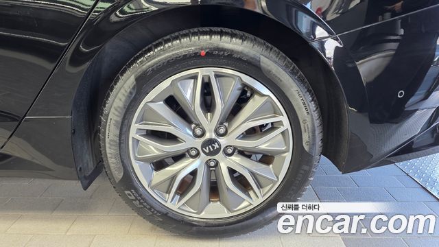 Kia K5 2021 — photo 7