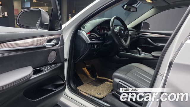 BMW X6 2018 — photo 10