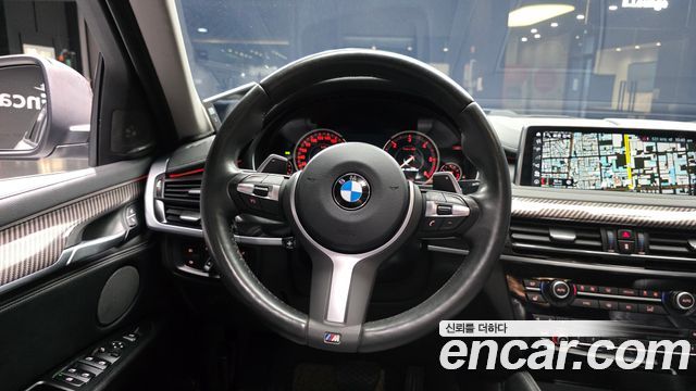 BMW X6 2018 — photo 14