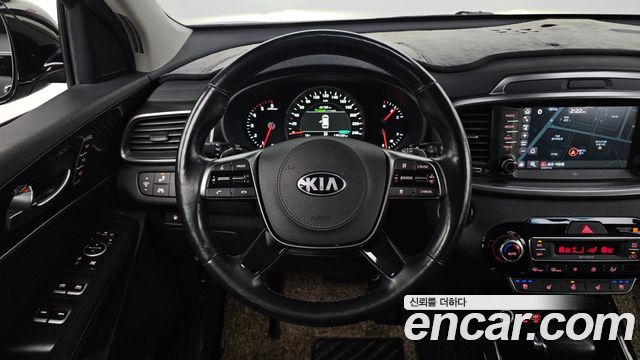 Kia Sorento 2018 — photo 12