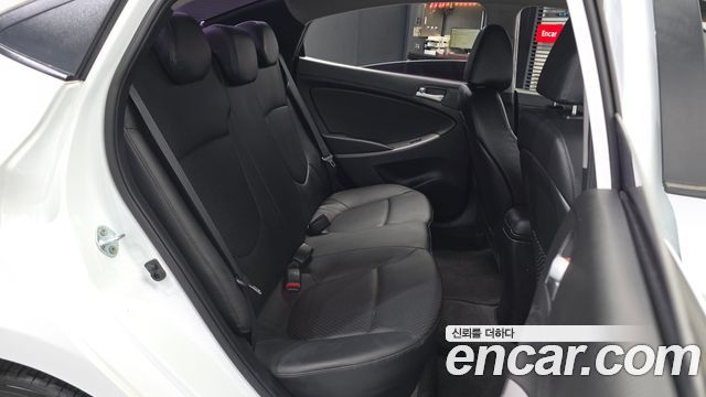 Hyundai Accent 2016 — photo 18