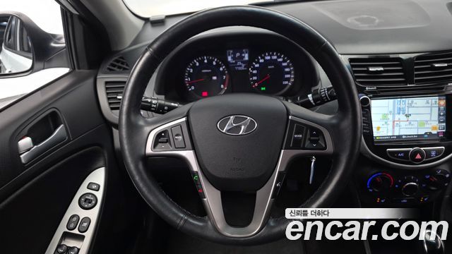 Hyundai Accent 2016 — photo 19