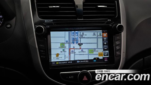 Hyundai Accent 2016 — photo 20
