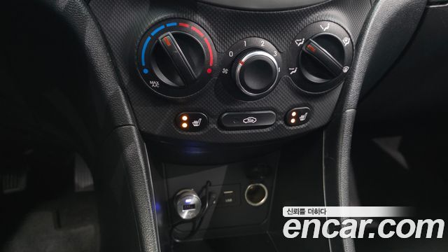Hyundai Accent 2016 — photo 23