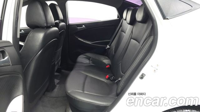 Hyundai Accent 2016 — photo 16