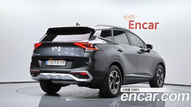 Kia Sportage 2022 — photo 2