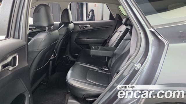 Kia Sportage 2022 — photo 18