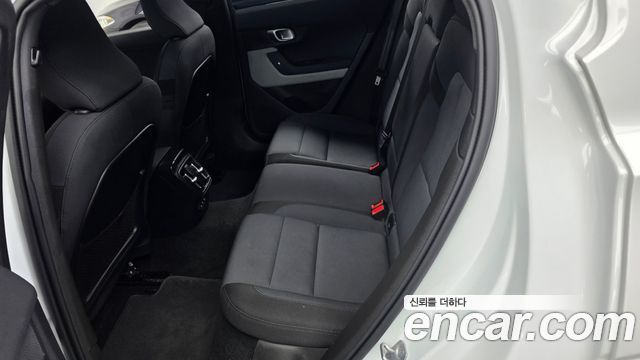 Polestar Polestar 2 2022 — photo 16
