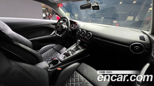 Audi TT 2016 — photo 7