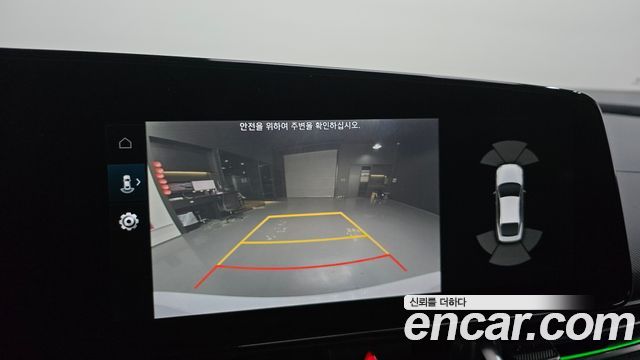 Hyundai AVANTE 2023 — photo 22