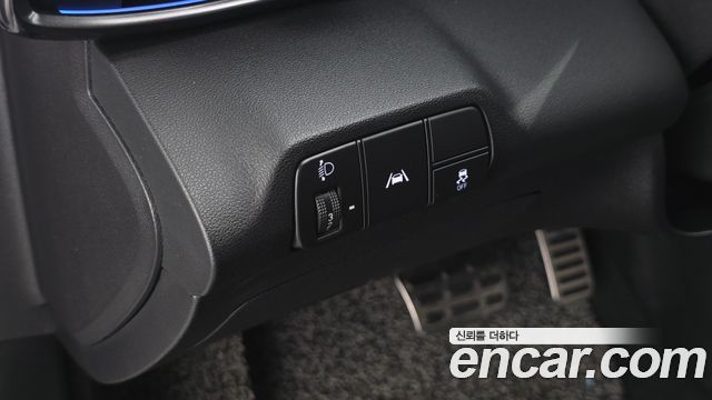 Hyundai AVANTE 2023 — photo 26