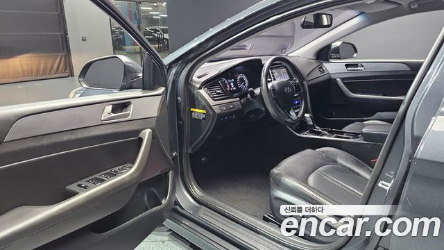 Hyundai Sonata 2018 — photo 13