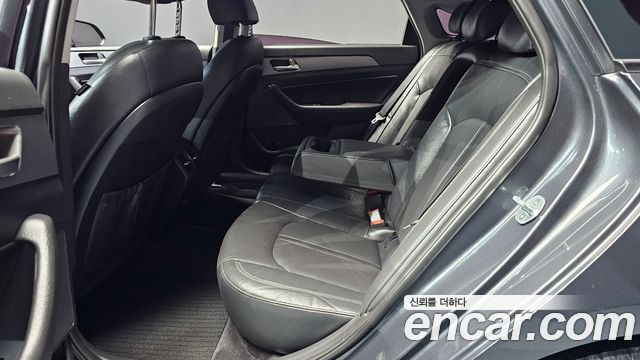 Hyundai Sonata 2018 — photo 18