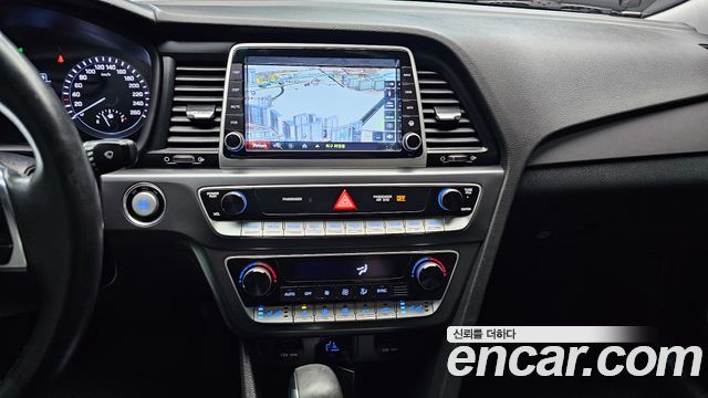 Hyundai Sonata 2018 — photo 20