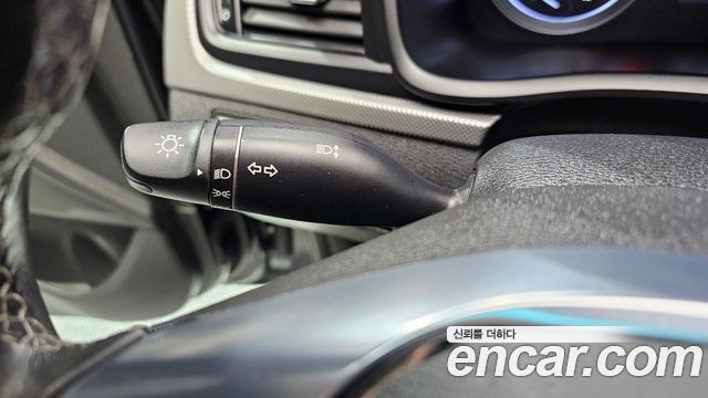 Hyundai Sonata 2018 — photo 25