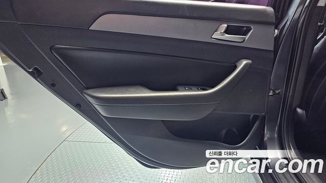 Hyundai Sonata 2018 — photo 15