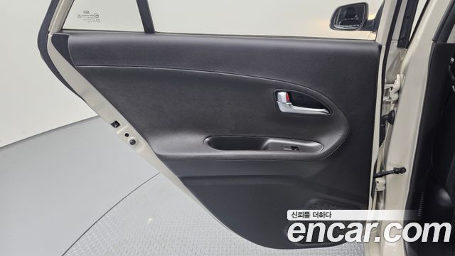 Kia morning 2012 — photo 15