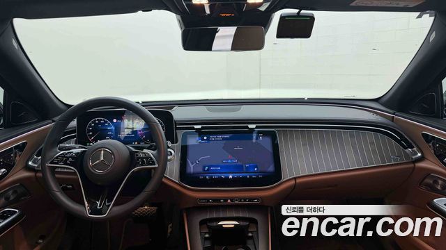 Mercedes-Benz E-Class 2026 — photo 17