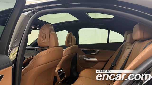 Mercedes-Benz E-Class 2026 — photo 20