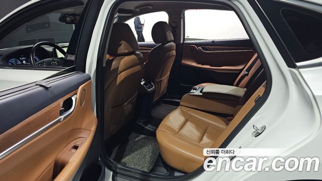 Hyundai Grandeur 2018 — photo 17