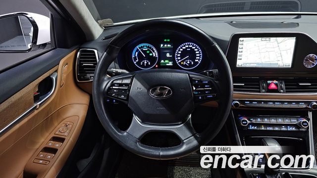 Hyundai Grandeur 2018 — photo 18