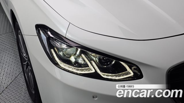 Hyundai Grandeur 2018 — photo 8
