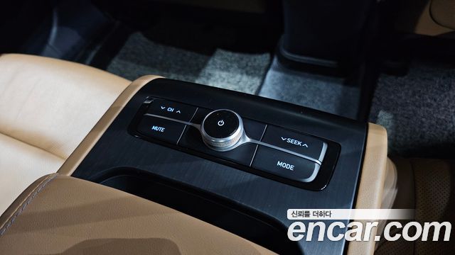 Hyundai Grandeur 2018 — photo 27