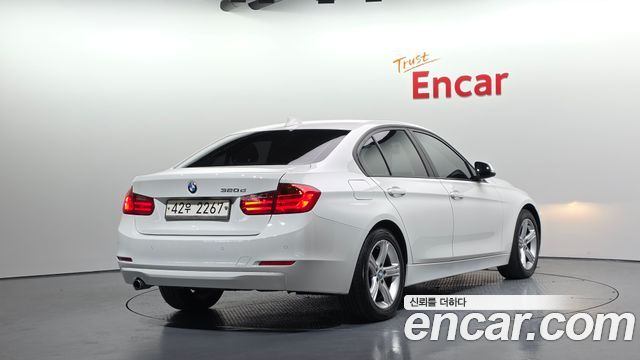 BMW 3-Series 2013 — photo 2