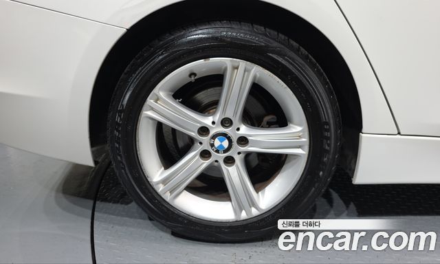 BMW 3-Series 2013 — photo 5