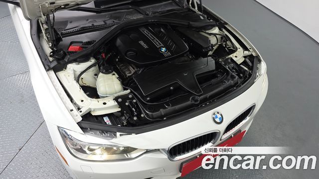 BMW 3-Series 2013 — photo 6