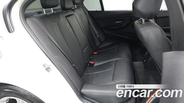 BMW 3-Series 2013 — photo 18