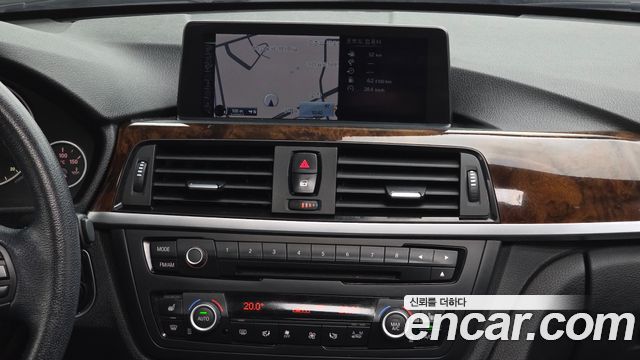 BMW 3-Series 2013 — photo 20