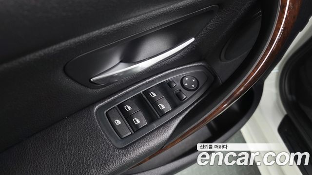 BMW 3-Series 2013 — photo 37