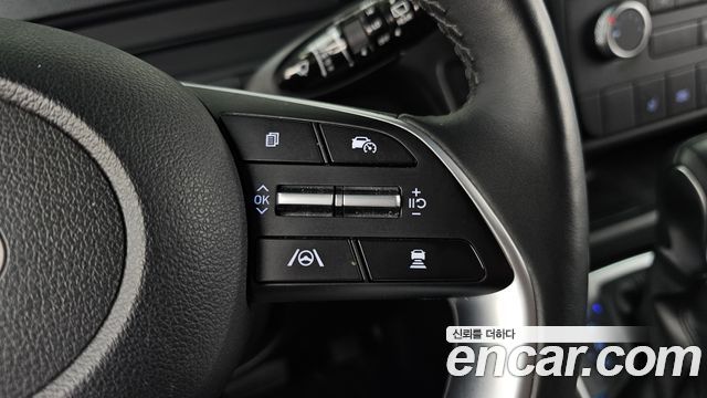 Hyundai Staria 2025 — photo 33