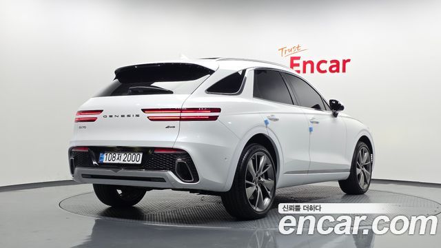 Genesis GV70 2023 — photo 2