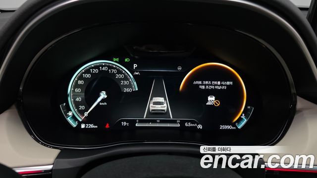 Genesis GV70 2023 — photo 11