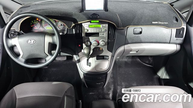Hyundai Starex 2011 — photo 7