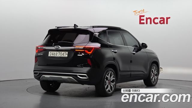 Kia Seltos 2020 — photo 2