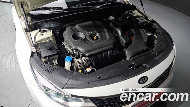 Kia K5 2017 — photo 6