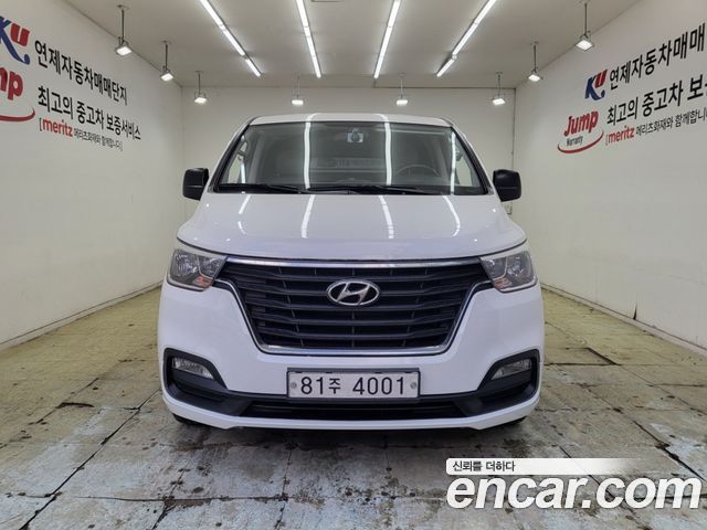 Hyundai Starex 2021 — photo 2